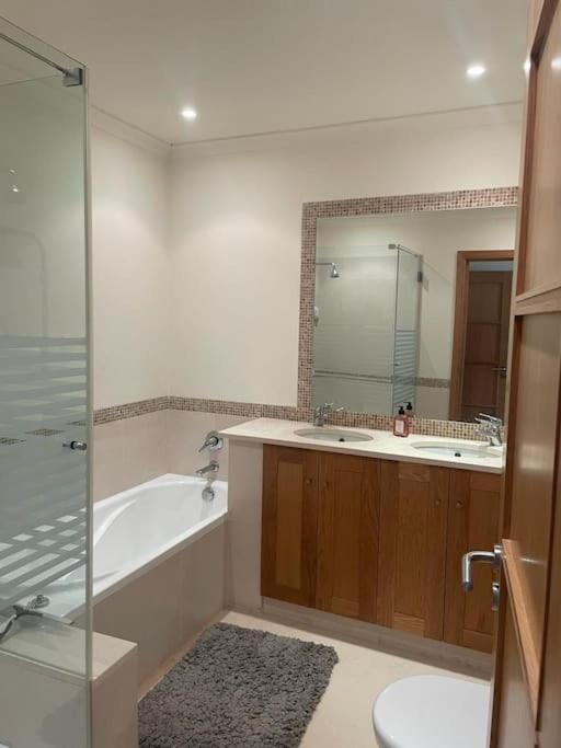2 Bed Apartment Palmyra Vila Sol Quarteira Exteriör bild